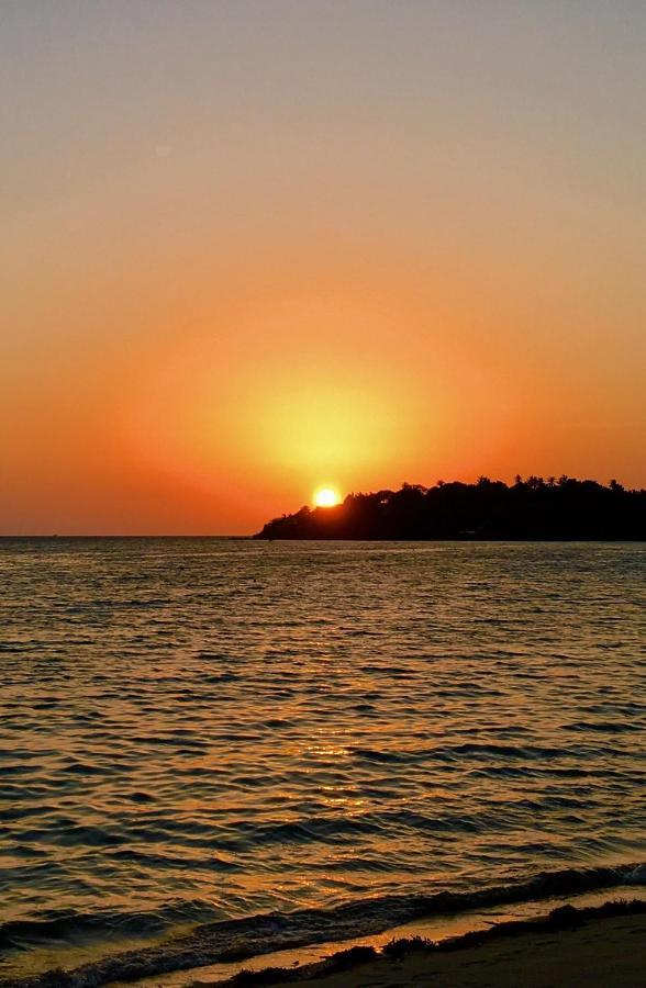 Nibbana Bungalows Hinkong Kültér fotó